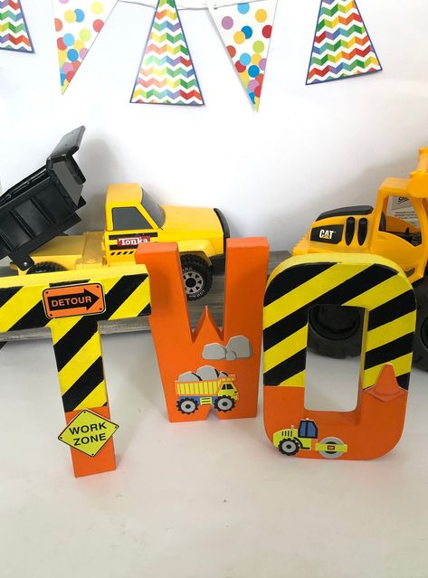 Construction Theme Birthday Party Target, Construction Number 3, Dig Being One Birthday, Digging Two Birthday, Construction Birthday Decorations Diy, Construction Birthday Party Table Decor, Im Digging Being 2 Birthday Decorations, Construction Theme Birthday Party Decorations Diy Projects, Contraction Birthday Party Ideas