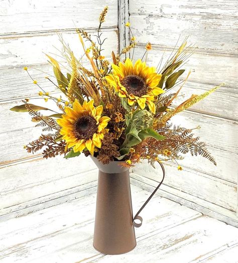 Fall Vase Filler, Fall Vase, Fall Sunflowers, Westerville Ohio, Crooked Tree, Fall Stem, Sunflower Bouquet, Hydrangea Bouquet, Fall Arrangements