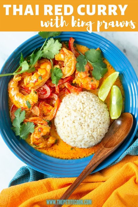 thai red curry with prawns served in a plate with brown basmati rice, topped with cilantro and lime wedges. Curry Prawns And Rice, Curried Prawns And Rice, Rice And Prawns Recipe, Prawn Rice Recipes, Thai Prawn Recipes, Thai Prawn Curry, Thai Shrimp Curry, Easy Thai Recipes, Prawn Dishes