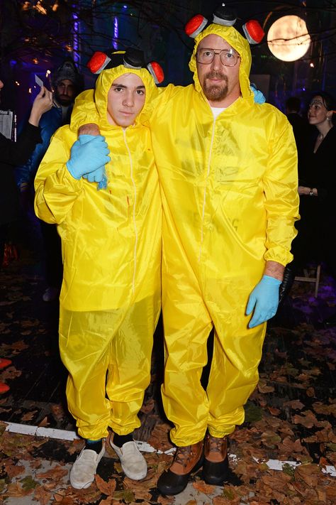 The Best Celebrity Halloween Costumes Ever | GQ Best Duo Costumes, Breaking Bad Costume, Halloween Duos, Unique Couple Halloween Costumes, Best Celebrity Halloween Costumes, Halloween Costume Store, Celebrity Halloween, Duo Costumes, Duo Halloween Costumes