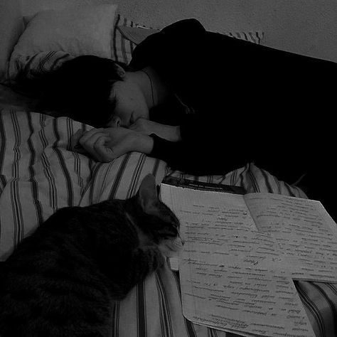 Cat Crying, Jet Black Hair, Emotional Photography, Night Vibes, The Secret History, Cat Aesthetic, Teenage Boys, Study Time