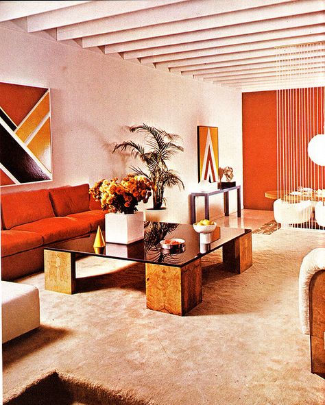 70's 1970s Living Room, 70's Decor, 70s Interior Design, 1000 Lifehacks, Interior Environment, Futuristic Designs, Casa Retro, 80s Interior, 70s Interior