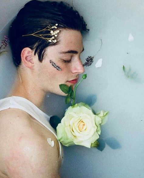 Froy Gutierrez, Milk Bath Photography, Water Shoot, Bath Photography, Dreamy Photography, Male Photography, Milk Bath, Creative Portraits, Male Face