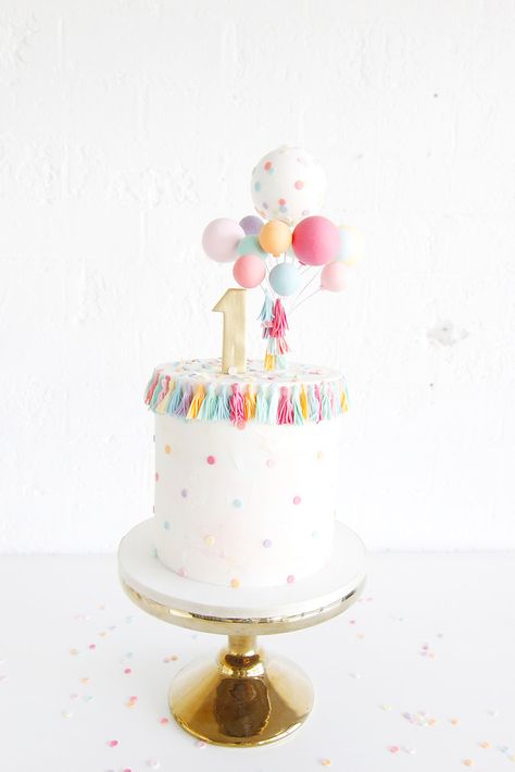 Ballon Theme Cake, Diy Birthday Cake, Baby First Birthday Cake, 1st Birthday Cakes, Birthday Cakes For Women, Balloon Cake, Cakes For Women, Baby Birthday Cakes, 1st Birthday Cake