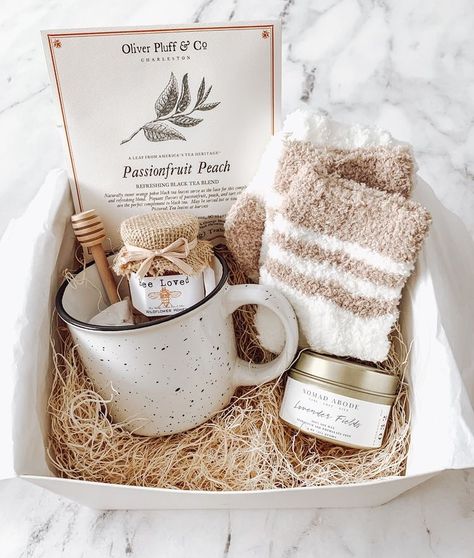 Winter Care Package Ideas, Gift Box Ideas For Women, Tea Gift Box Ideas, Boho Spa, Get Well Soon Basket, Get Well Soon Gift Ideas, Handmade Paper Gifts, Send A Hug, Mom Gifts Box