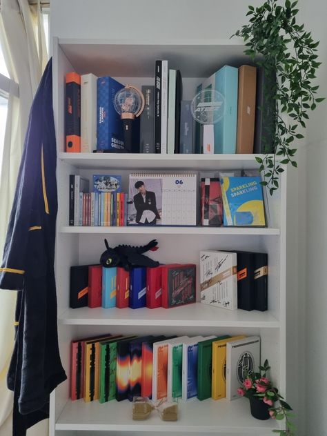 Ateez Albums Aesthetic, Ateez Atiny Room, Ateez Room Aesthetic, K Pop Album Shelf, Kpop Album Display, Ateez Room Decor, Ateez Album Aesthetic, Kpop Merch Collection, Kpop Albums Collection