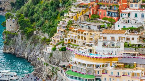 The Best Restaurants in the Amalfi Coast Village of Positano, Italy Cliffside Village, Campania Italy, Pastel House, Positano Italy, The Amalfi Coast, Southern Italy, Visit Italy, Best Places To Visit, Positano