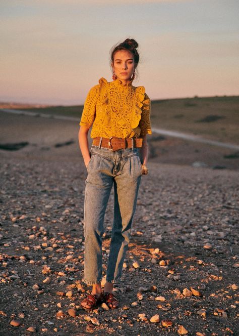 Sezane Summer, Mexican Clothing Style, Bohemian Witch, Mustard Outfits, Style Inspiration Spring Summer, Mexican Fashion, 2024 Outfits, Mexican Dress, Style Inspiration Summer