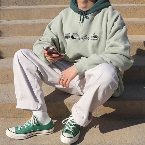 Low Rise Shoes, Sage Green Hoodie, Light Green Hoodie, Soft Boy Outfits, Converse Low, Trendy Boy Outfits, Hoodie Aesthetic, Street Style Outfits Men, Mens Outfit Inspiration