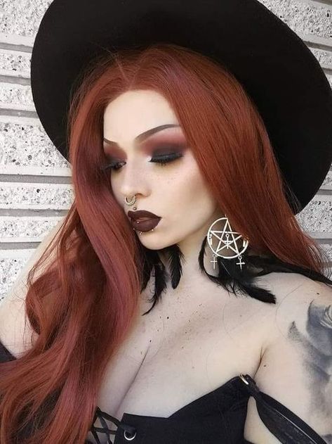 Red Hair Goth, Ginger Goth, Black Goth Makeup, Red Hair Cosplay, Black Hair Fair Skin, Makeup Red Hair, Blue Eyes Black Hair, Miranda Rights, Witchy Hair