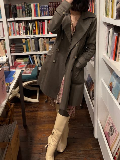 Tony Bianco Boots Outfit, Tony Bianco Boots, Vintage Bookstore, Midi Dress Vintage, Tan Boots, Tony Bianco, Sheer Tights, Tights Outfit, Green Coat