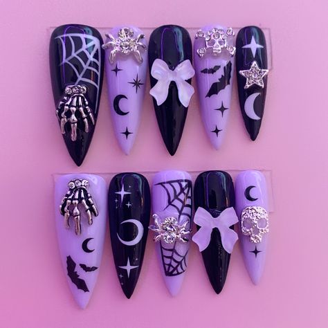 Pastel Goth Nails, Goth Nail Art, Purple Halloween Nails, Press On Nails Ideas, Halloween Acrylic, Fake Nails Designs, Halloween Acrylic Nails, Hippie Nails, Gothic Nails