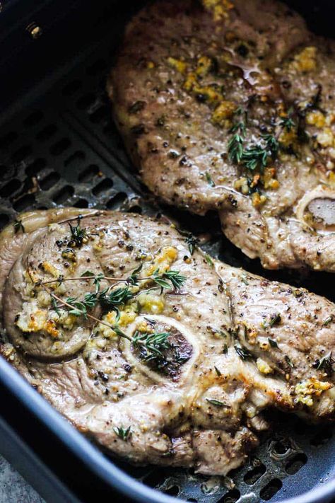 Easy Air Fryer Lamb Steaks Recipe | Air fryer lamb steaks are easy to prepare and wonderful to serve as an elegant meal for any occasion. They're made with a handful of simple ingredients in only 10 minutes, so you spend less time in the kitchen and more time enjoying dinner! - The Top Meal Cooking Leg Of Lamb, Slow Cook Lamb, Lamb Steak Recipes, Air Fryer Lamb, Lamb Shoulder Chops, Lamb Steak, Cook Lamb, Lamb Leg Recipes, Lamb Steaks