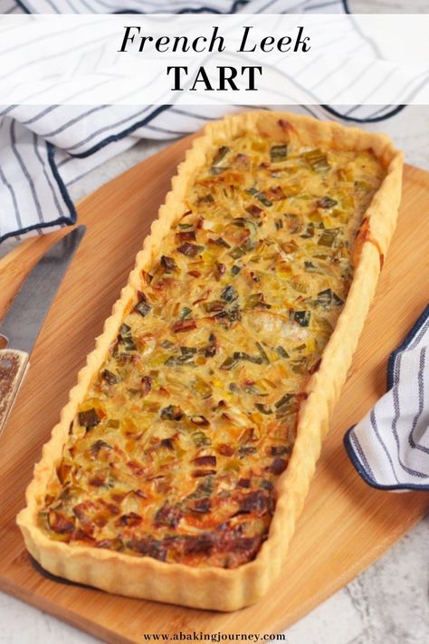 Tart Recipes Savory, Leek Tart, Shortcrust Pastry Recipes, Onion Tart, Savory Pastry, Savory Tart, Shortcrust Pastry, Savoury Baking, Gruyere Cheese