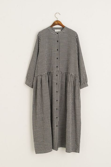 Gingham Dress Outfit, Modesty Dress, Gingham Shirt Dress, Pretty Pants, Checked Shirt Dress, Girls Designer Dresses, Shirt Dress Black, Black Inspiration, Japanese Dress