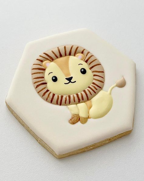 Lion Cookies, Royal Icing Transfers, Gold Lion, Baby Lion, Baby Cookies, Fancy Cookies, Royal Icing, Sugar Cookies Decorated, Sugar Cookies