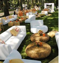 Ideas for your next garden party... Party Seating, Wedding Lounge, Lounge Party, Wedding Furniture, Outdoor Event, Wedding Chairs, Backyard Party, Outdoor Parties, Outdoor Party