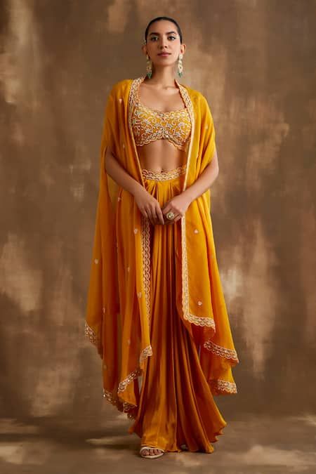 Ceremony Outfit, Cutdana Embroidery, Haldi Function, Ridhi Mehra, Haldi Outfits, Haldi Outfit, Open Blouse, Padded Blouse, Drape Dress