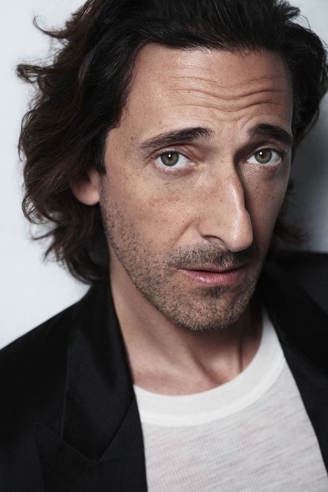 Big Nose Men, Men With Big Noses, Adrian Brody, Adrien Brody, Caricature Sketch, Humphrey Bogart, Big Nose, Face Reference, Big Noses