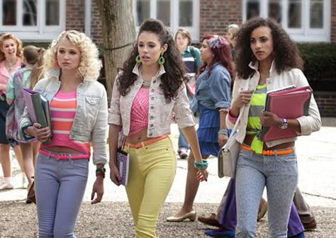 carriediaries7 90s Party Outfit Hip Hop, 90s Outfit Party Hip Hop, 80s Outfit Ideas, 90s Outfits Party, 80s Fashion Party, Look Disco, Carrie Diaries, 80s Party Outfits, 1980 Fashion