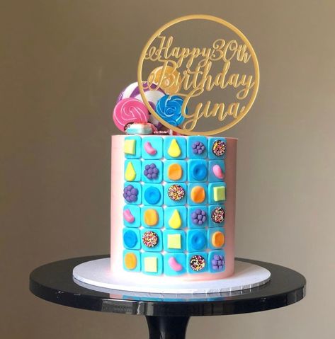 Candy Crush Cake, Candy Crush Party, Candy Crush Cakes, Crush Cake, Candy Themed Party, Pastel Candy, Candy Crush Saga, Bento Cake, Candy Theme