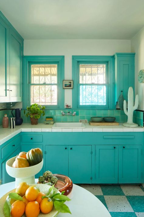 Turquoise Kitchen Cabinets, Interior Catalogue, Grace Mitchell, Blue Kitchen Walls, Best Blue Paint Colors, Grandmillennial Style, Oval Room Blue, Painting House, Turquoise Kitchen