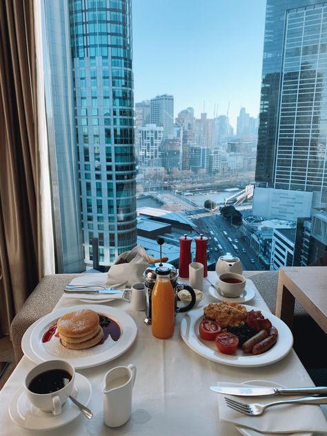 Room Service Aesthetic Hotel, Hotel Room Service Aesthetic, Room Service Food, Hotel Breakfast Room, Room Service Breakfast, Service Aesthetic, Nyc Breakfast, City Portraits, Breakfast With A View