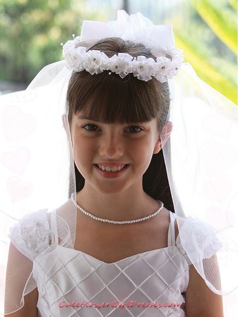 Pencil Edge Veil, Christian Wear, Communion Headpiece, Communion Hairstyles, First Communion Veils, Communion Veils, Girls Communion Dresses, Holy Communion Dresses, Veil Styles