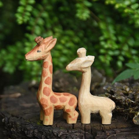 Wood Carving Giraffe, Wood Carving Simple, Wood Whittling For Beginners, Whittling Animals, Whittling Patterns Beginner, Beginner Woodcarving, Whittling Projects For Beginners, Wood Carving Patterns Free, Beginner Wood Carving