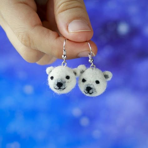 Needle Felting Jewelry, Needle Felting Earrings, Needle Felt Earrings, Needle Felted Earrings, Tovad Ull, Felt Earrings, Felted Earrings, Felted Jewelry, Felted Projects