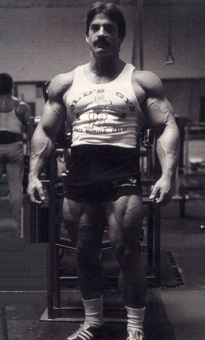 Mike Mentzer, Hit Training, Aesthetics Bodybuilding, Gym Wallpaper, Bodybuilding Pictures, Keep Working, Mr Olympia, Training Motivation, Gym Fits