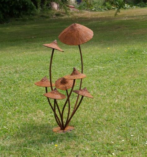 Backyard Bee, Rusty Garden, Metal Sculptures Garden, Metal Yard Art, Garden Deco, Metal Garden Art, Metal Tree, Diy Metal, Garden Art Sculptures