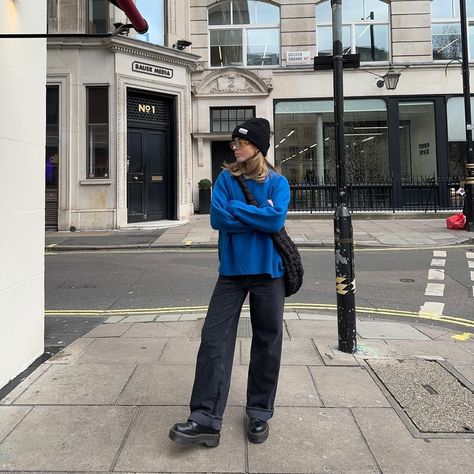 Charlotte Olivia (@iamcharlotteolivia) • Instagram photos and videos Winter Outfits London, Drippy Fits, Adidas Outfit Shoes, Autumn Fits, Winter Capsule Wardrobe, Adidas Outfit, Winter Fits, Casual Work Outfits, Outfit Inspo Fall