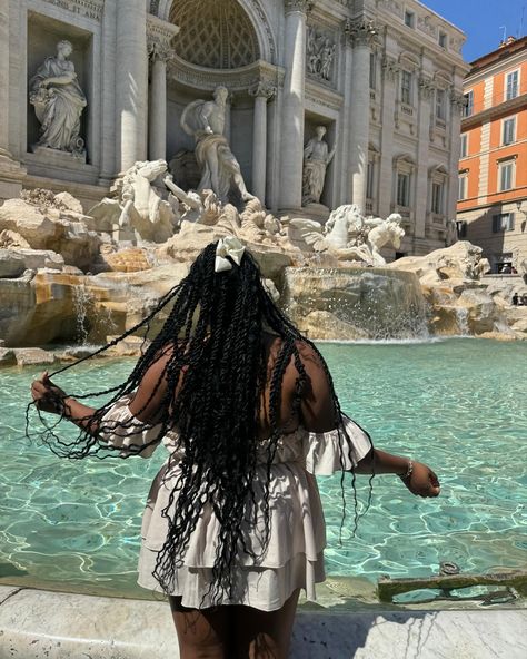 Fountain of dreams 💫🤍 @efultimatebreak #trevifountain #lizzymcguire #travel #rome #italy #blacktravel #ultimateteamambassador Black Women In Italy, Italy Black Women, Black Woman Travel Aesthetic, Italy Rome Outfits, Rome Trip, Rome Outfits, Travel Rome, Spain Outfit, Greece Trip