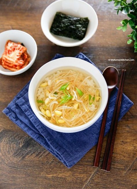 Bean Sprout Soup (Kongnamul Guk) Kongnamul Guk, Bean Sprout Soup, Hangover Soup, Sprout Soup, Bean Sprout Recipes, Asian Soups, Easy Korean Recipes, Korean Soup, Korean Kitchen