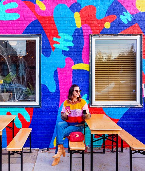 The Ultimate Denver Mural Guide | Denver Murals - Carrie Colbert Colorful Murals Street Artists, Colorful Mural Wall, Famous Murals, Denver Murals, Pride Mural, Garage Mural, Abstract Murals, Mural Colorful, Chalk Artist