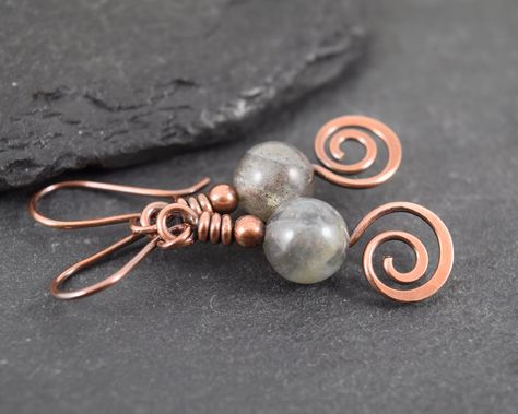 Oxidised Copper, Earrings Oxidised, Wire Jewelry Earrings, Wire Wrapped Stone Jewelry, Wire Wrap Jewelry Designs, Bead Wire, Wire Jewelry Making, Wire Jewelry Designs, Wire Wrapping Stones