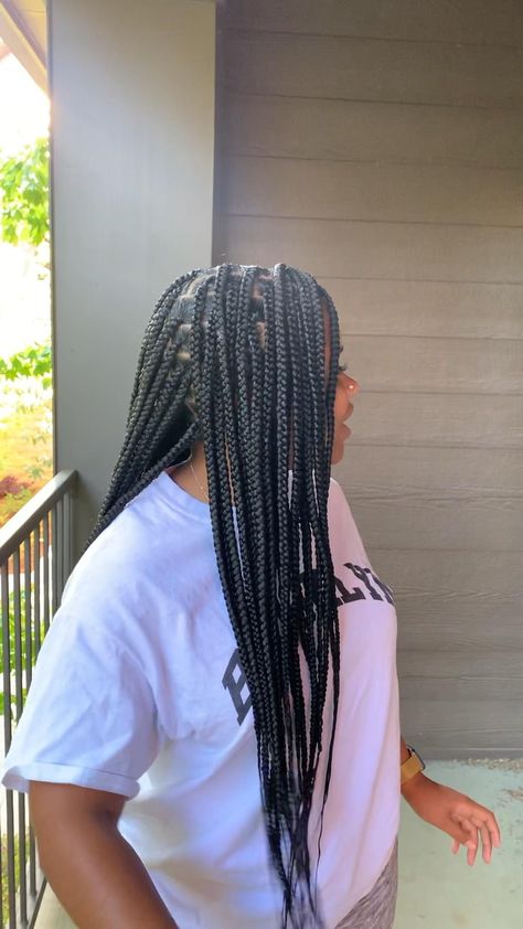 IG:@perfecltyknotted_  TIKTOK:@braidsbyty #knotlessbraids #atlbraider #knotless #protectivestyles #summerstyles #blackgirlhairstyles #knotlessboxbraids #labraider #longbraids #braidstyles Traditional Box Braids Medium, Full Knotless Box Braids, Smeduiem Knotless, Knotless Box Braids Medium, Medium Knotless Box Braids, Protective Style Braids, Knotless Box Braids, Medium Box Braids, Long Box Braids