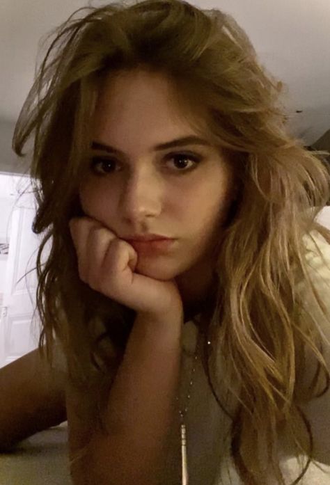 Emilia Jones, Normal People, May 5, Face Claims, Celebrity Crush, Hair Inspo, Pretty People, Girl Fashion, Actresses