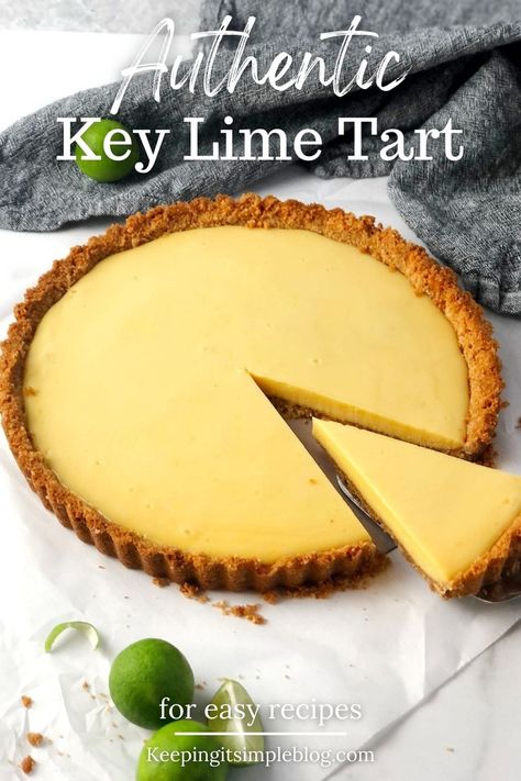 A delicious, easy and really addictive Key Lime tart that makes the perfect Spring and Summer dessert. Key Lime Tart Recipe, Key Lime Tartlets, Lime Tart Recipe, Key Lime Tart, Lime Dessert Recipes, Easy Key Lime Pie, Key Lime Tarts, Key Lime Desserts, Key Lime Pie Easy