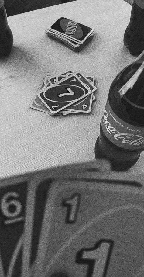 Uno With Friends Aesthetic, Fake Story Uno, Uno Snapchat Story, Friend Fake Story, Fake Snaps Night Friends, Friends Fake Story Instagram, Uno With Friends, Uno Snap, Play Uno