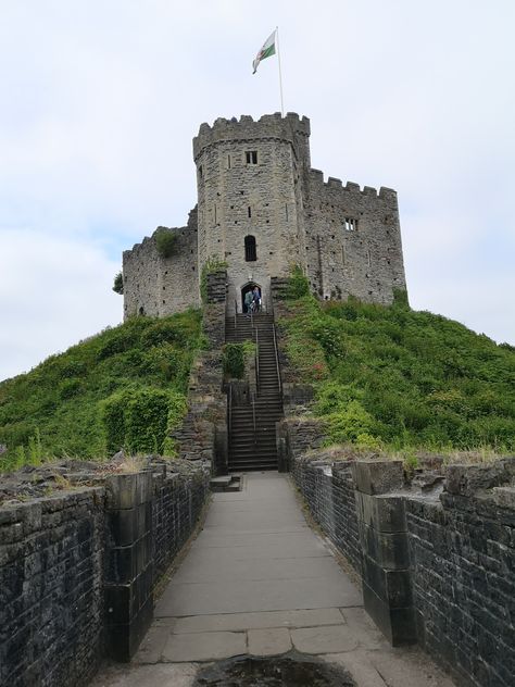 Cardiff Castle Wales Cardiff, Cardiff Castle, Cardiff Wales, The Castle, Cardiff, Tower Bridge, Wales, Castle, Tower