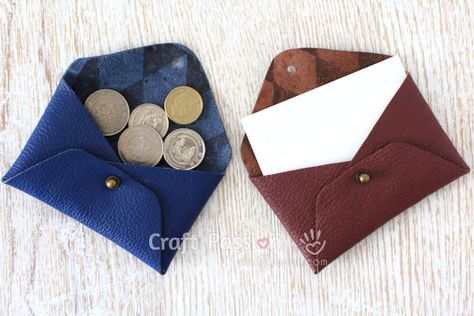 Leather Pouch {no-sew} - Free Tutorial | Craft Passion • Page 2 of 2 No Sew Coin Purse Template Free, No Sew Wallet, No Sew Pouch, Diy Wallet No Sew, Sew Pouch, Diy Wallet Tutorial, Leather Pouch Pattern, Diy Leather Pouches, Sewing Wallet