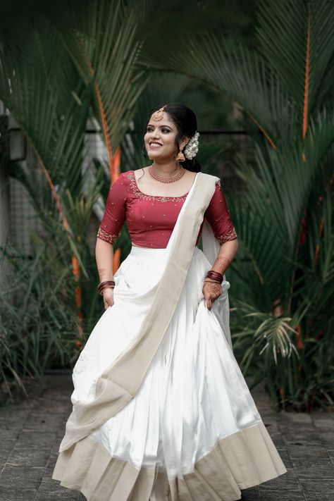 Kerala Dress Designs, Simple Dhavani Set Kerala, Saree With Shoes, Kerala Engagement Dress Hindus, Onam Half Saree, Kerala Engagement Dress Hindus Couple, Kerala Half Saree Designs, Kerala Style Skirt And Top, Half Saree Designs Simple