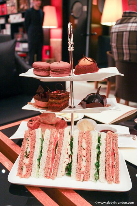 This review of a chocolate afternoon tea in London will show you great chocolate afternoon tea ideas for afternoon tea chocolate desserts. From afternoon tea chocolate cake to macarons and other pastries, it has lots of ideas. #chocolate Woodland Reception, Afternoon Tea Ideas, Afternoon Tea In London, Tea In London, Afternoon Tea London, Best Afternoon Tea, London Tea, Tea Ideas, Royal Tea