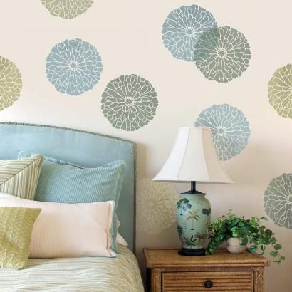 Floor Stencils Patterns, Large Flower Wallpaper, Floral Wall Stencil, Leaf Wall Stencil, Wall Stencil Designs, Stencil Wall Art, Wall Stencil Patterns, Wallpaper Stencil, Floral Stencil