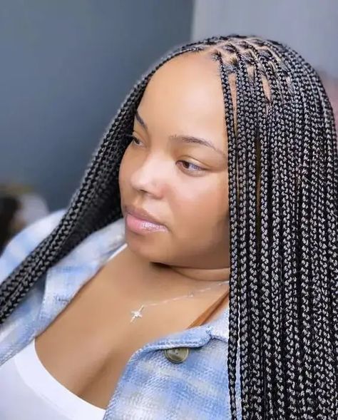 Small Box Braids: 37 Hair Inspos to Rock this Season Ghana Hairstyles, Cornrow Updo On Natural Hair, Style Knotless Braids, Small Box Braids Hairstyles, Small Knotless Braids, To Braids, 2022 Hairstyles, Small Knotless, Small Box Braids