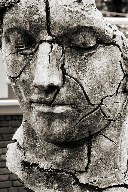 Oisterwijk sculpture exibition:  Close-up of a sculture of Roberto Santo. Goddess Statue, Stone Statues, Marble Statues, Gcse Art, A Level Art, Portrait Sculpture, Figurative Sculpture, Sculptures & Statues, Dark Art