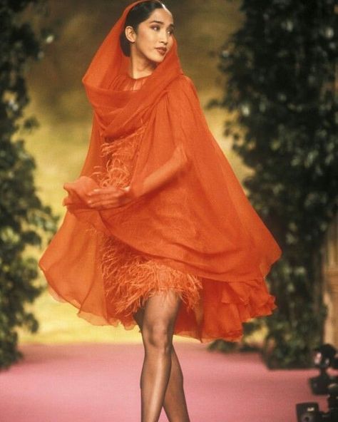 [New] The 10 Best Fashion Today (with Pictures) #Fashion Asian Supermodel, 30 Cake, Runway Gowns, 90s Runway Fashion, Cake Walk, 1990s Fashion, French Fashion Designers, 1990's Fashion, Cindy Crawford