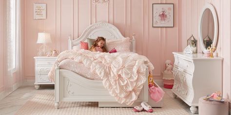 White Full Size Bedroom Sets for Sale - Rooms To Go Princess Bedroom Set, Boys Bedroom Sets, Full Size Bedroom Sets, Princess Furniture, Disney Princess Bedroom, Girls Bedroom Sets, Twin Bedroom Sets, White Bedroom Set, Disney Bedrooms